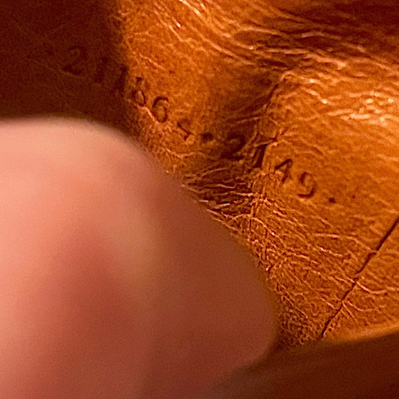 Authentic Gucci 2009 Rare Frida Giannini Leather Mermaid 6 Key Holder - Picture 12 of 13